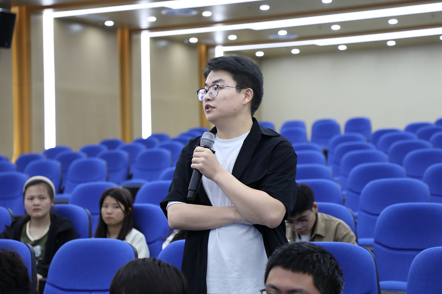 NB5A3955PS1压缩1.jpg