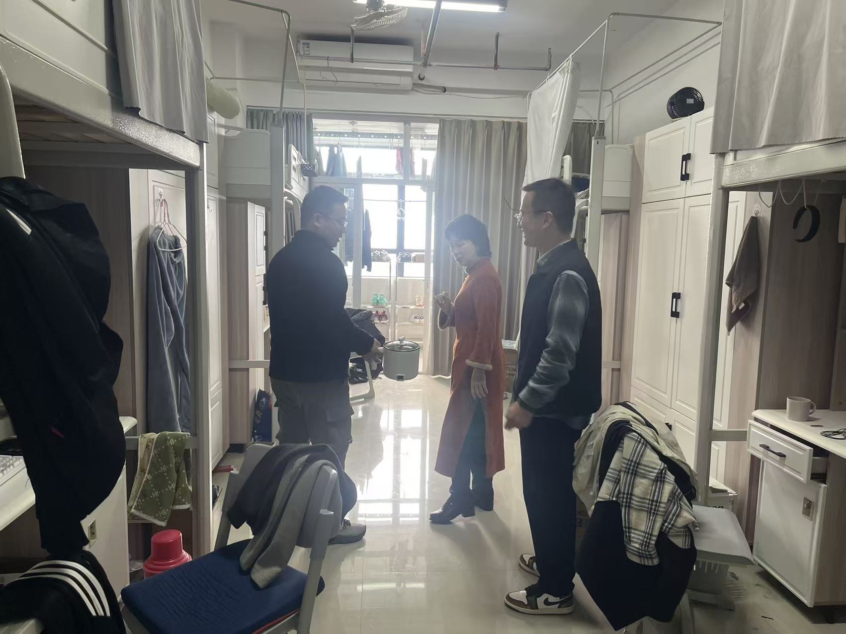 能源研究院开展10月学生宿舍安全检查